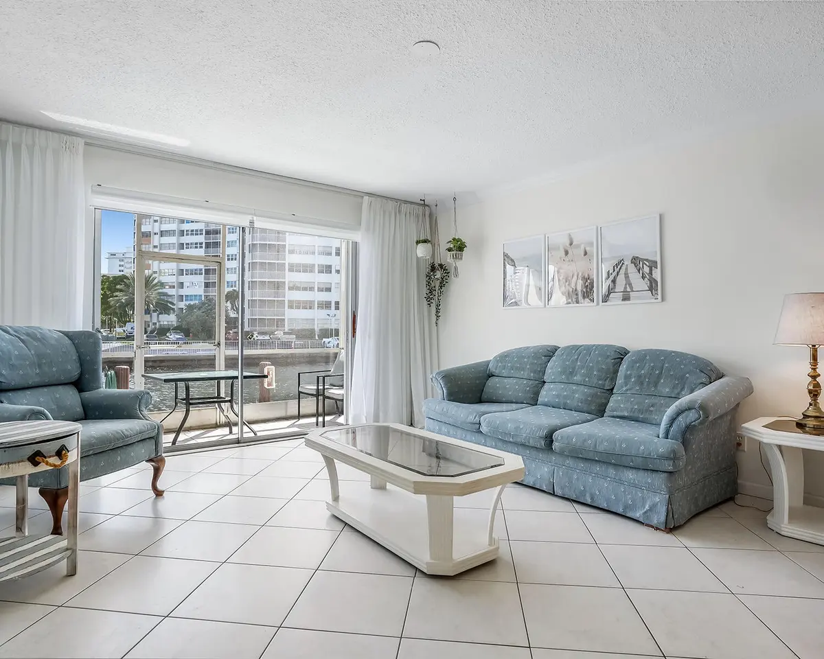 DSC04578 at 2600 DIANA Drive 107, Hallandale Beach
