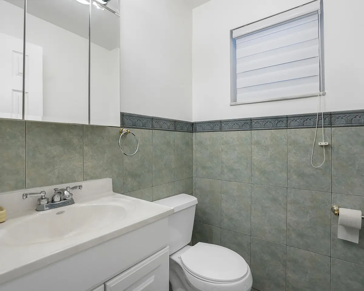 DSC04475 at 2600 DIANA Drive 107, Hallandale Beach