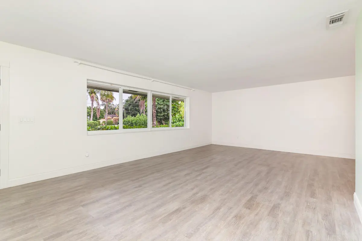 low-9 at 7315 W Lake Drive, West Palm Beach
