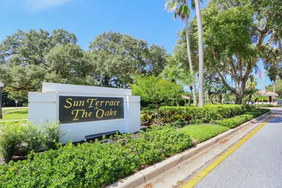 8701 CHAPMAN OAK Court, Palm Beach Gardens – Villa for sale