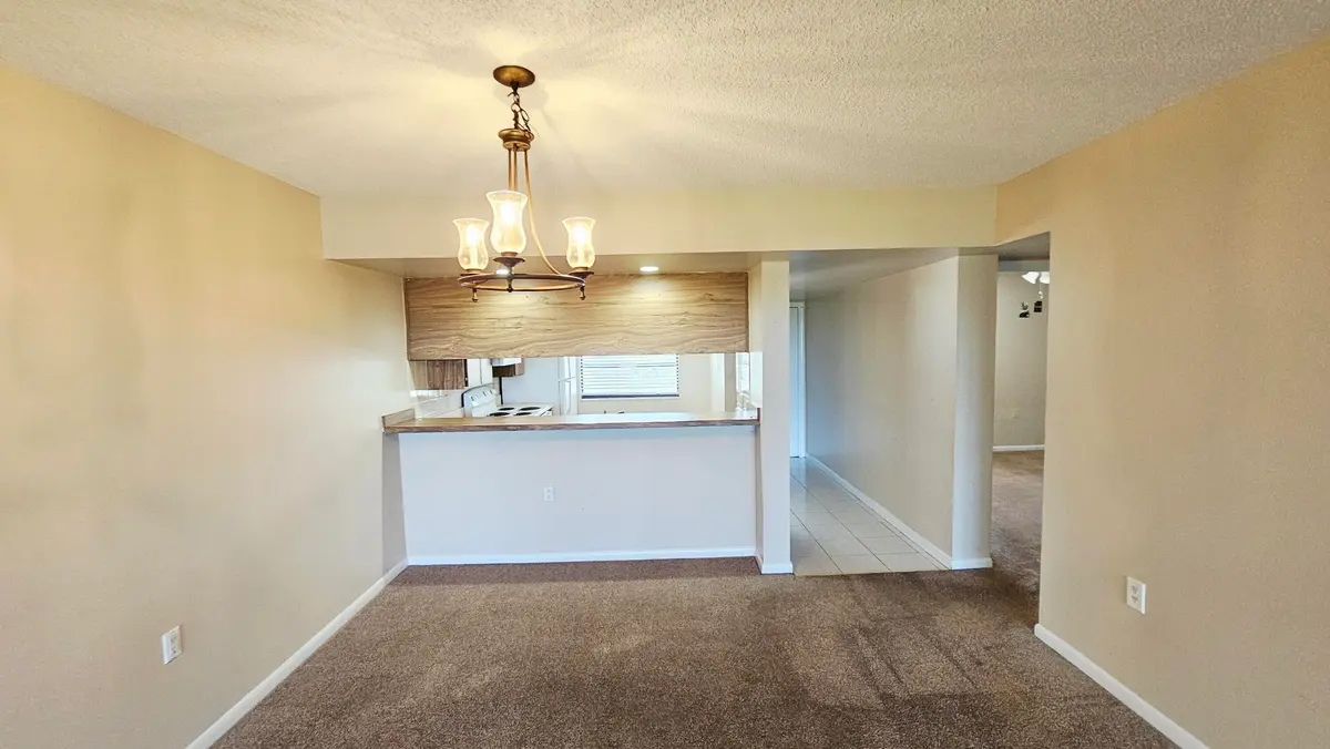 3630 WHITEHALL Drive 303, West Palm Beach, FL – photo 6