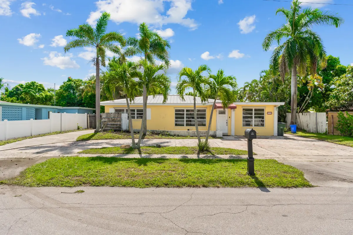 Front Exterior at 214 NE 28TH Road, Boca Raton