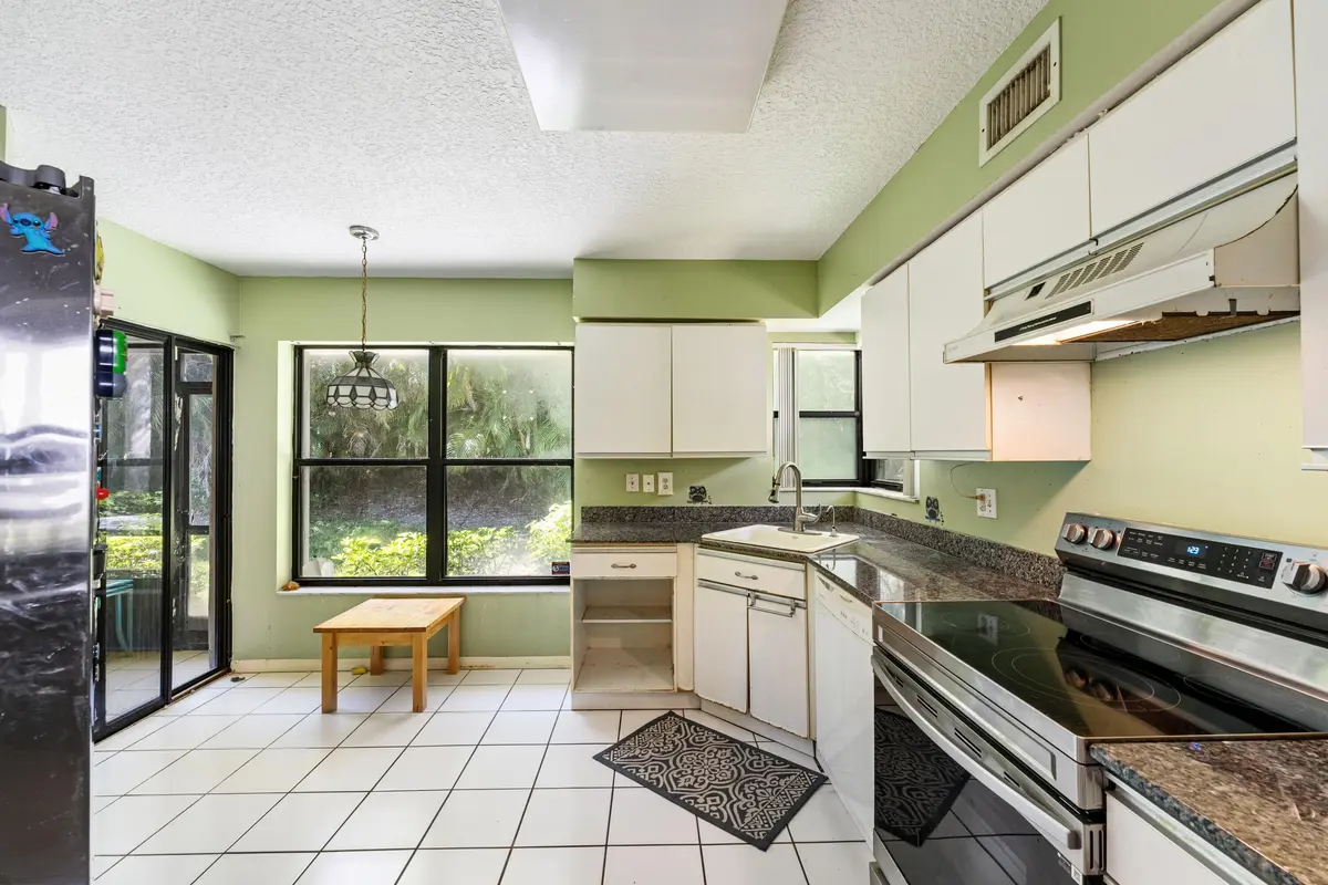 Kitchen at 2508 Aspen Way, Boynton Beach