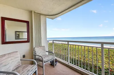 10980 S OCEAN Drive 312, Jensen Beach – Condominium for sale