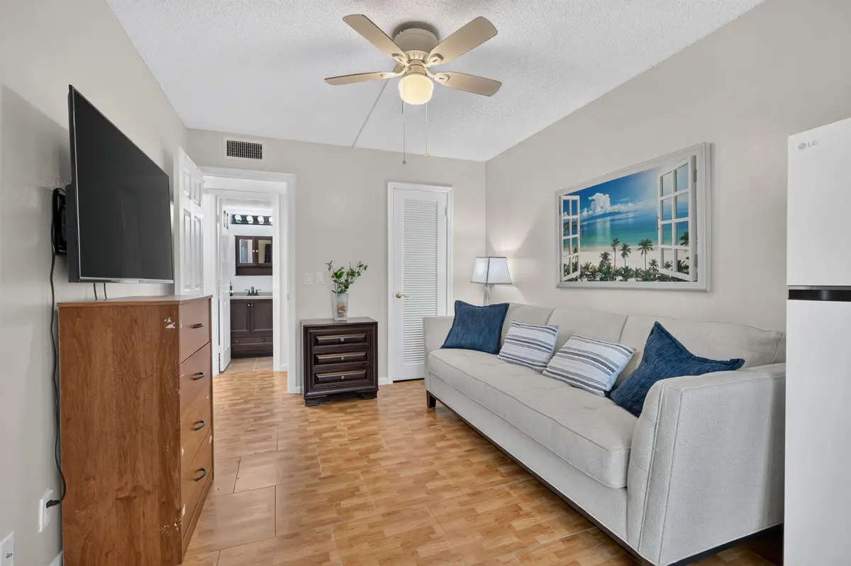 43-web-or-mls-BS1A3457 at 324 Chatham P 324, West Palm Beach