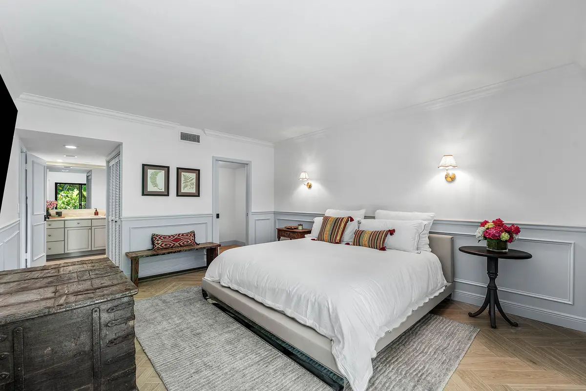 Bedroom at 13334 POLO CLUB Road 238, Wellington