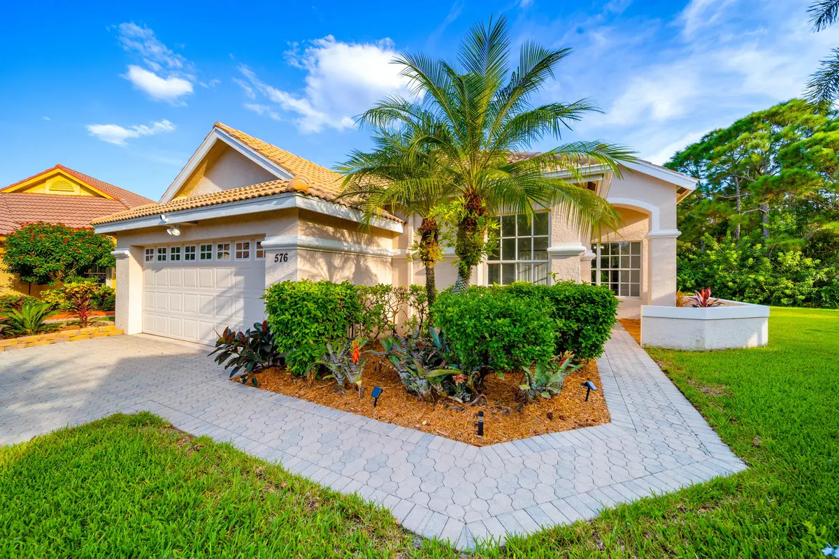 20250213191530474914000000-o at 576 SW SAINT KITTS Cove, Port St. Lucie