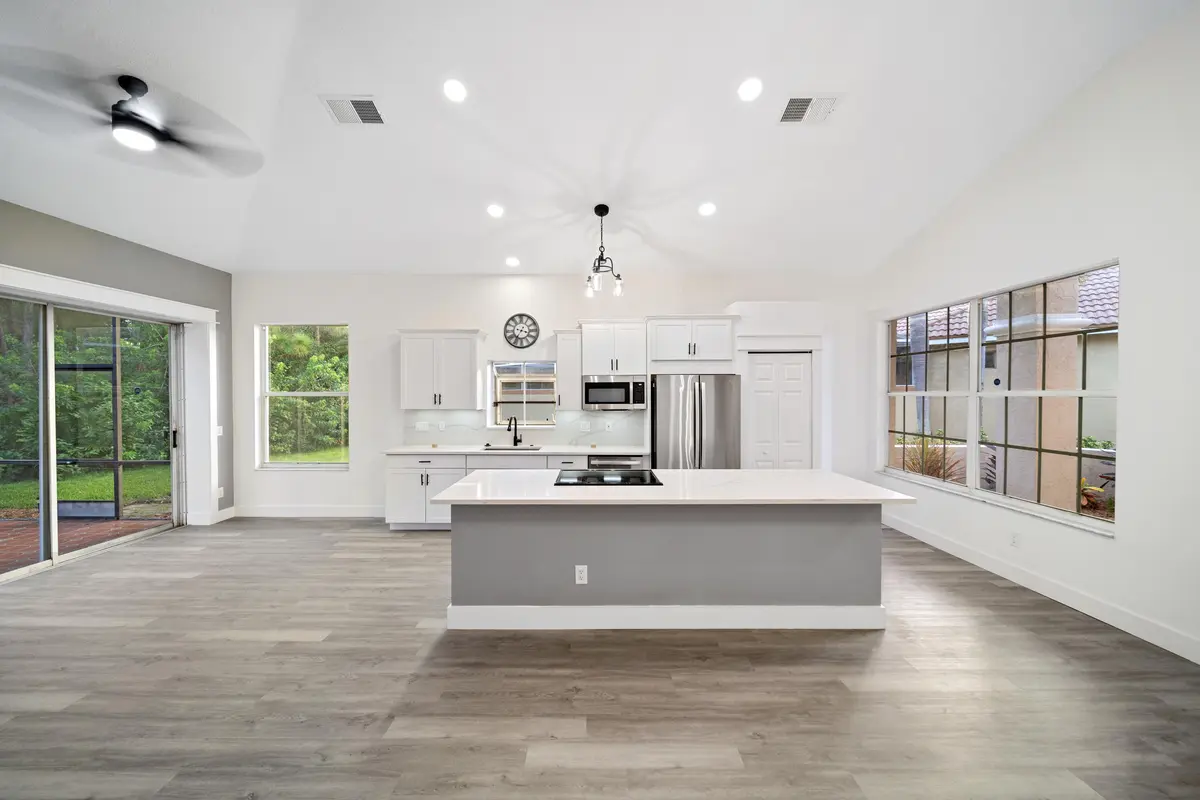 20250213190301552191000000-o at 576 SW SAINT KITTS Cove, Port St. Lucie