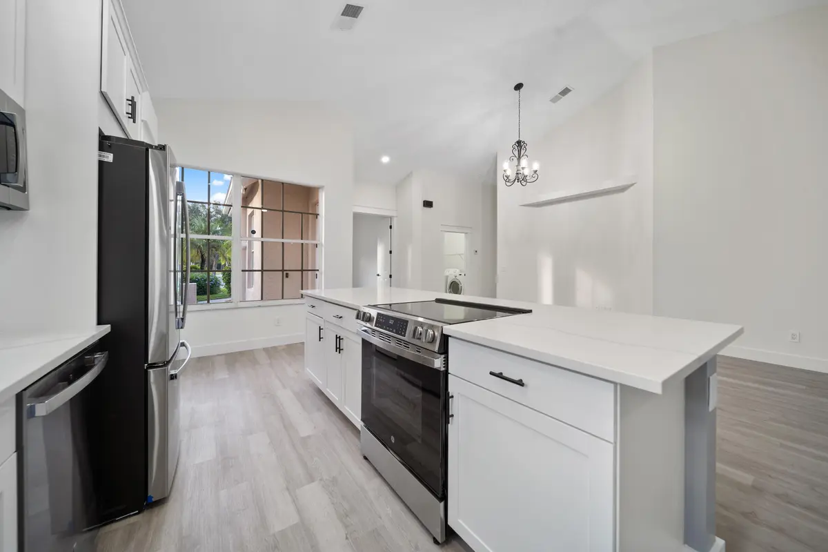 20250213190209846787000000-o at 576 SW SAINT KITTS Cove, Port St. Lucie