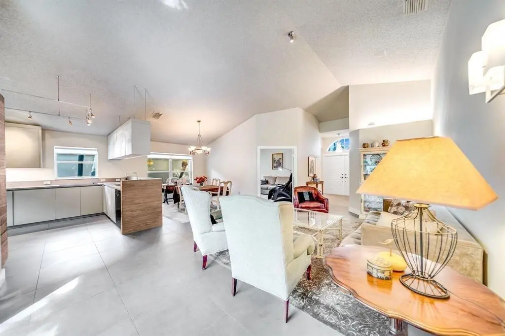 Photo 3 at 7638 CHARING CROSS Lane, Delray Beach