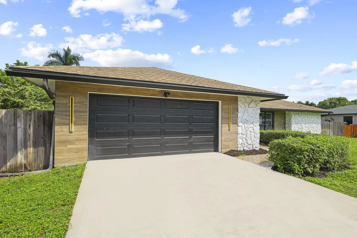 80 West Rubber Tree Drive - 2.jpg-SMALL at 80 W RUBBER TREE Drive, Lake Worth