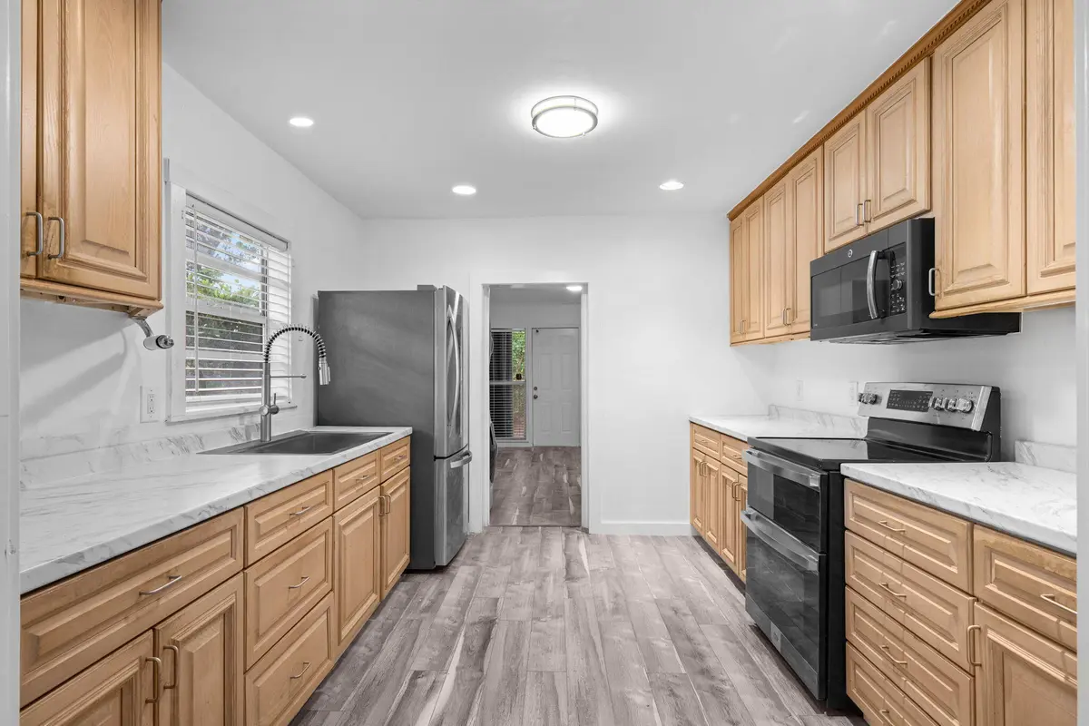 Kitchen at 315 SW 9TH Avenue, Fort Lauderdale