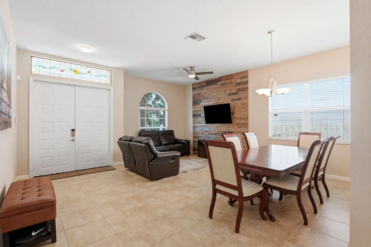 Living dining at 375 BERENGER Walk, Royal Palm Beach