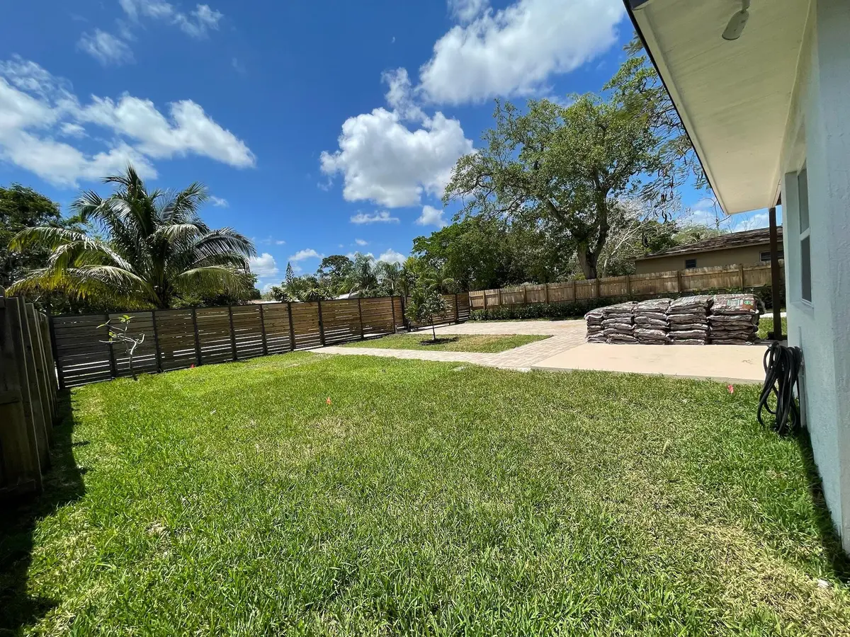 IMG_1338 at 1564 SW 28th Terrace, Fort Lauderdale