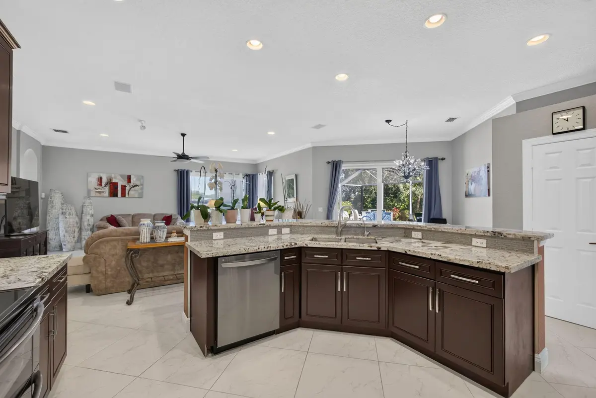 25-web-or-mls-5D1A0070 at 11910 Torreyanna Circle, Palm Beach Gardens
