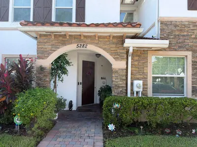 5282 ASHLEY RIVER Road, West Palm Beach – Townhouse for sale