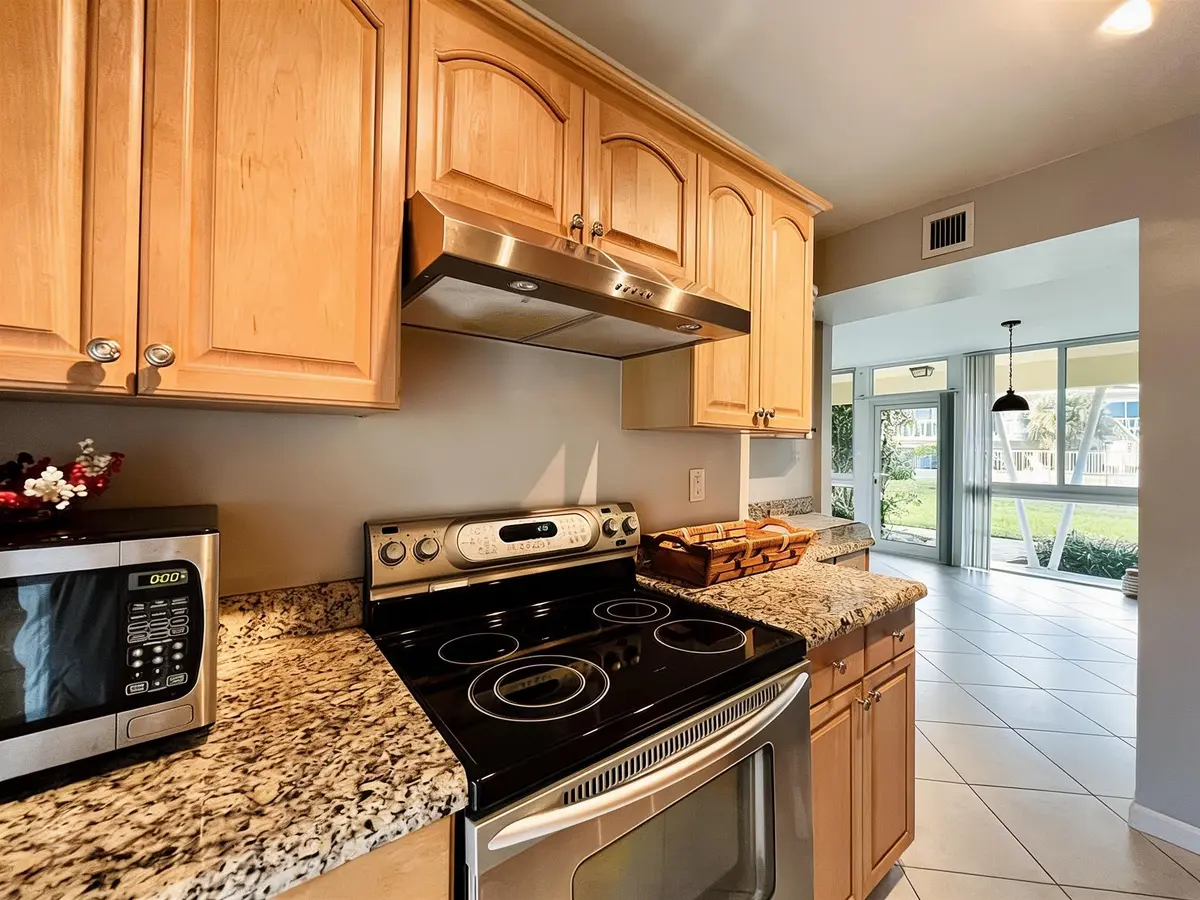 LHP kitchen update 1 at 2755 NE 28TH Avenue B4, Lighthouse Point