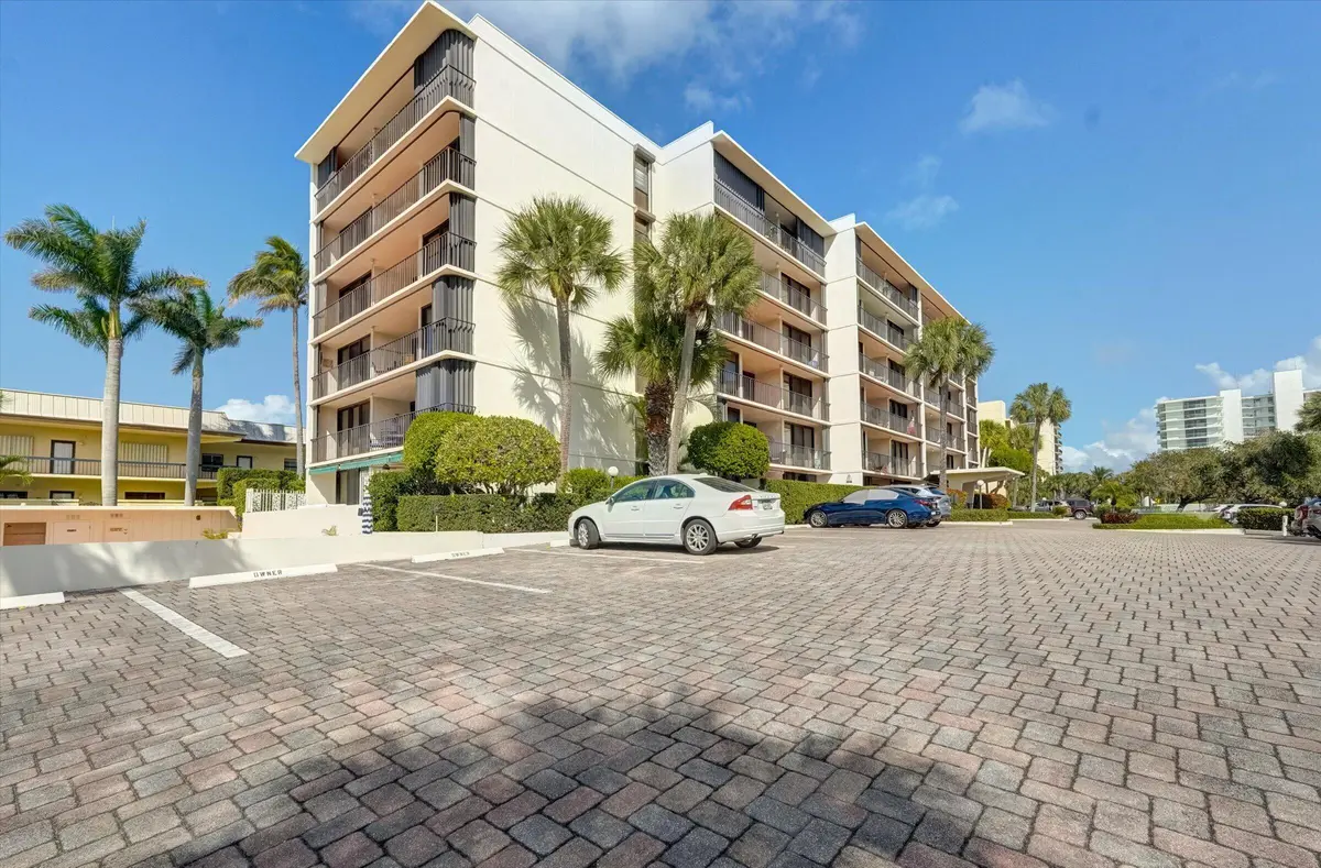01-225 S Beach Road Unit 503-1 at 225 S BEACH Road 503, Tequesta