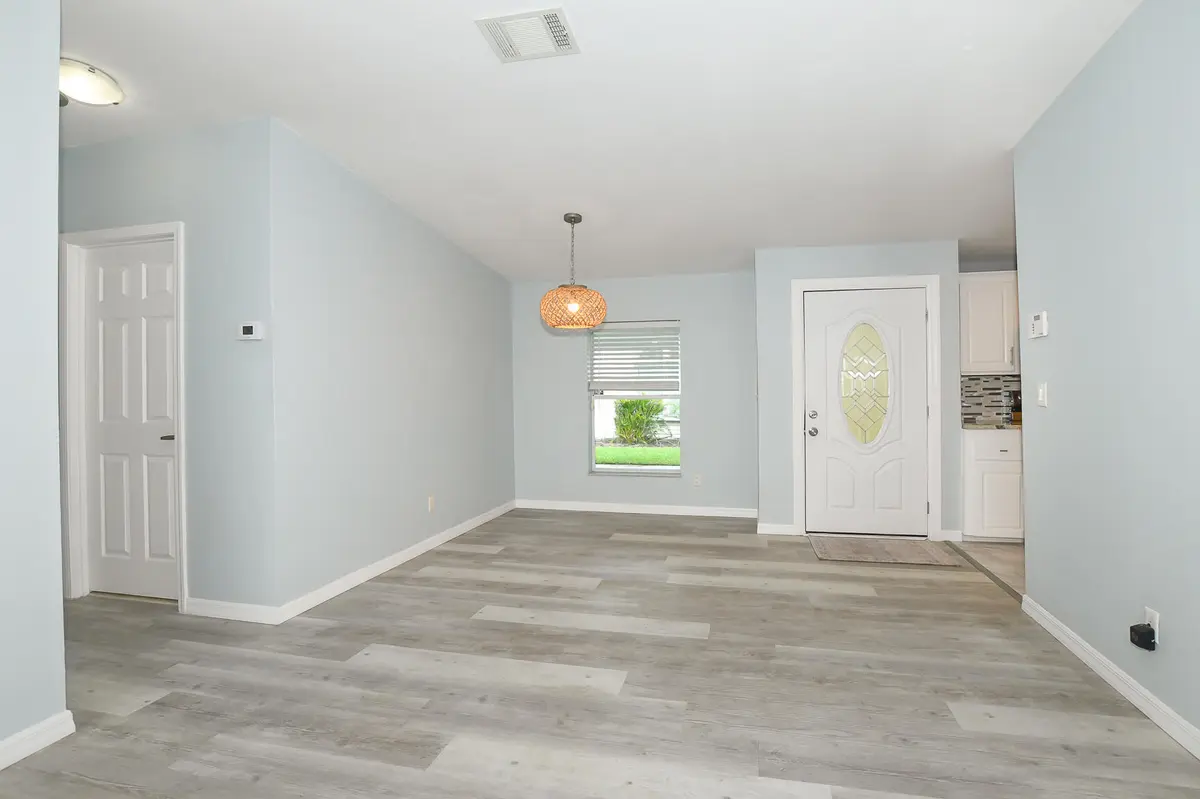 Dining Room at 3128 Palm Warbler Court, Port St. Lucie