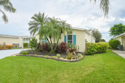 3128 Palm Warbler Court, Port St. Lucie – Manufactured Home for sale