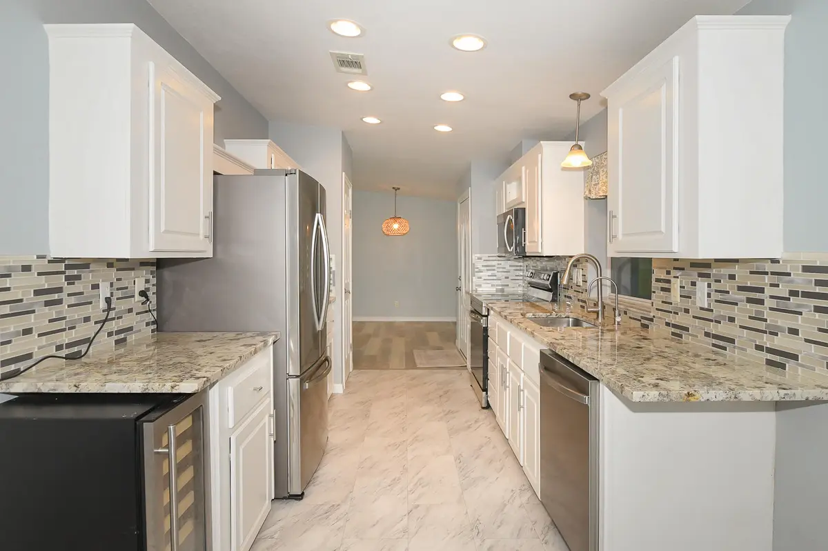 Kitchen at 3128 Palm Warbler Court, Port St. Lucie