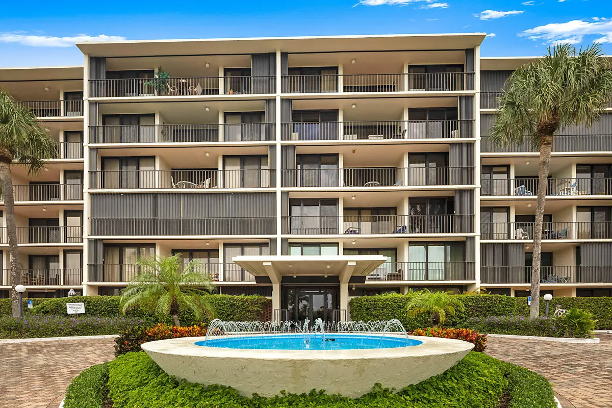 225 Beach Rd Unit 205 -1 at 225 S BEACH Road 503, Tequesta