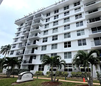1009 N Ocean Boulevard 411, Pompano Beach – Condominium for rent