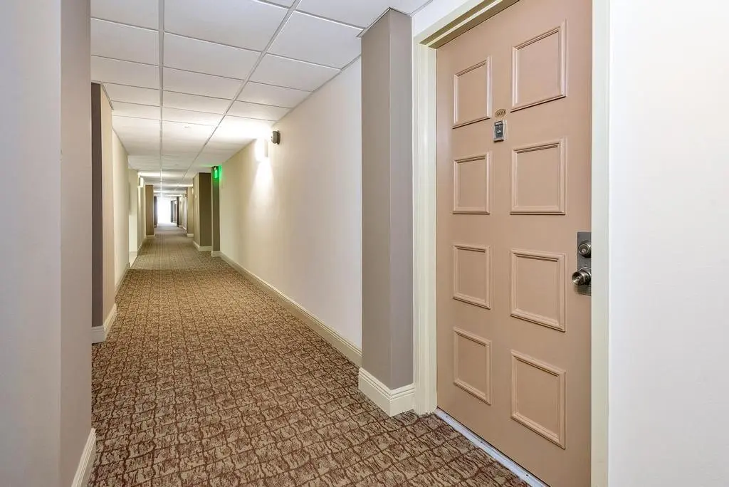 Corridor at 1009 N Ocean Boulevard 411, Pompano Beach