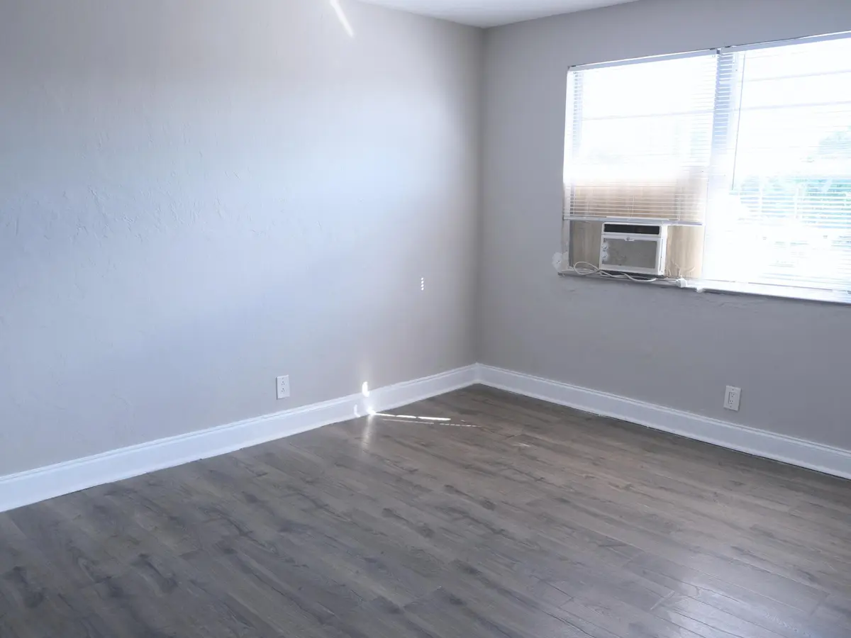 living room at 705 13TH Street 3, West Palm Beach