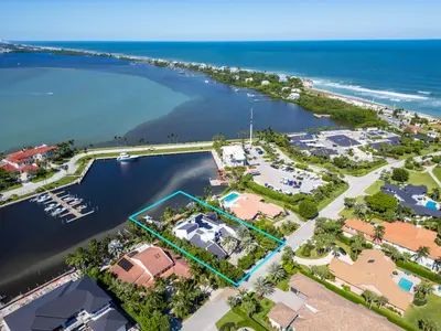 6879 SE SOUTH MARINA Way, Hutchinson Island – Single Family Residence for sale