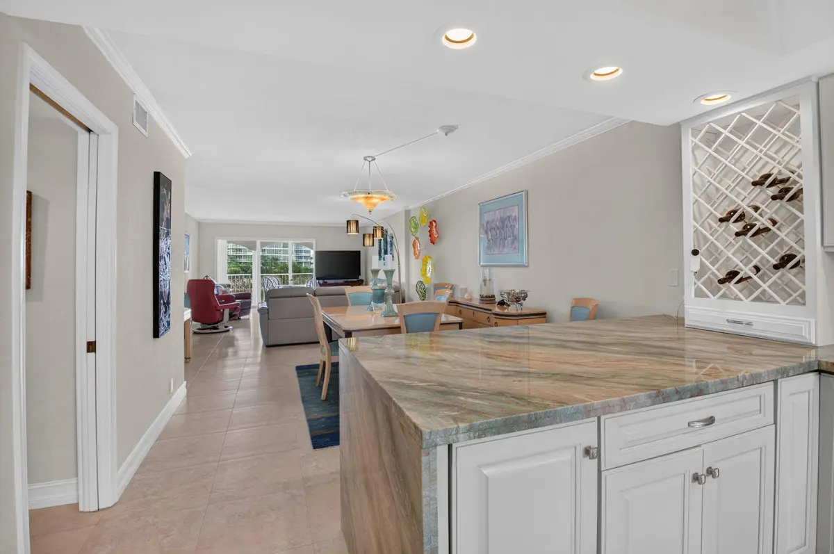 5-web-or-mls-DSC_4233 at 1040 BANYAN Road 4060, Boca Raton