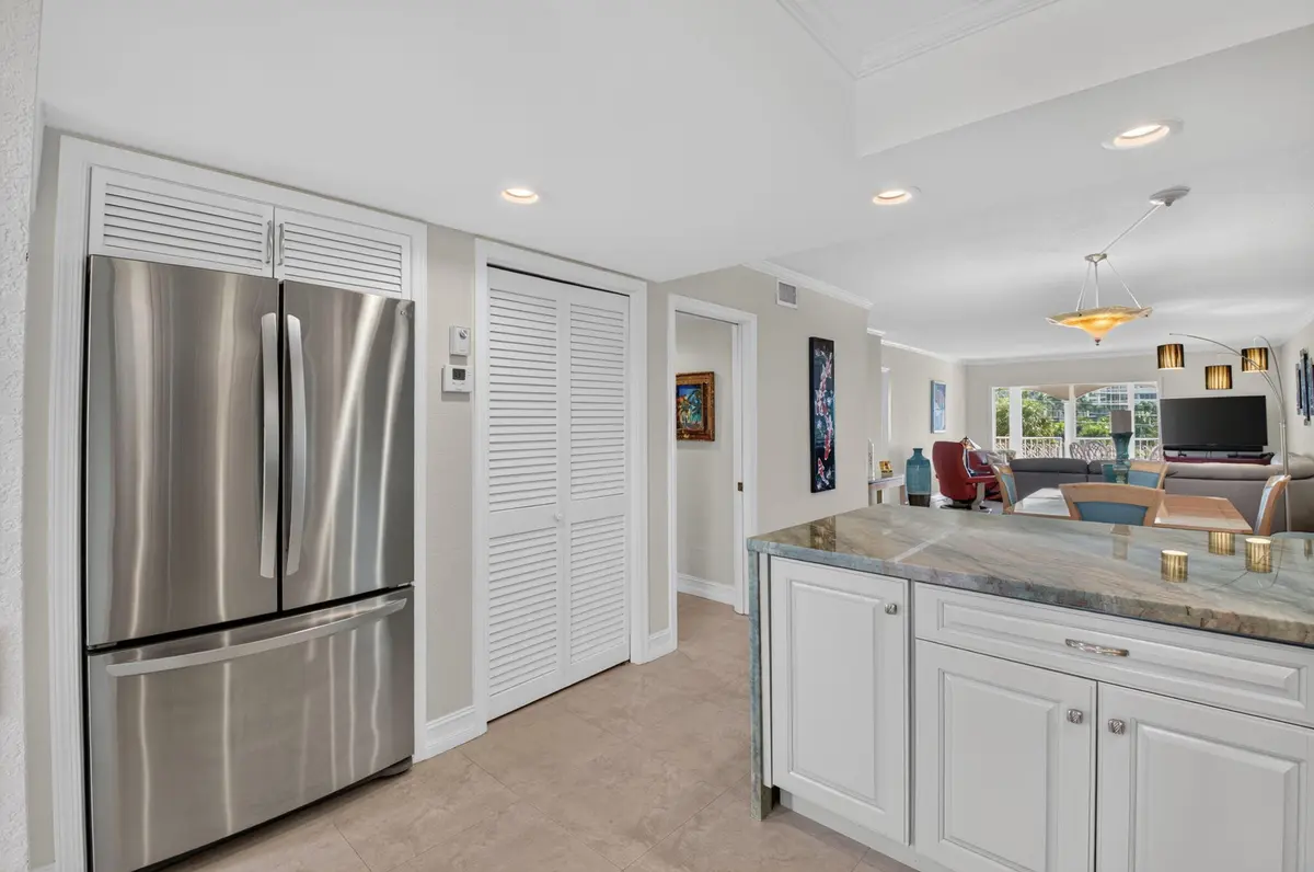 13-web-or-mls-DSC_4271 at 1040 BANYAN Road 4060, Boca Raton