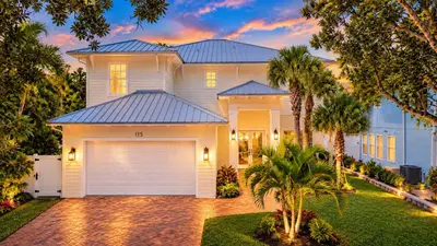 115 Magic Way, Jupiter – Single Family Residence for sale