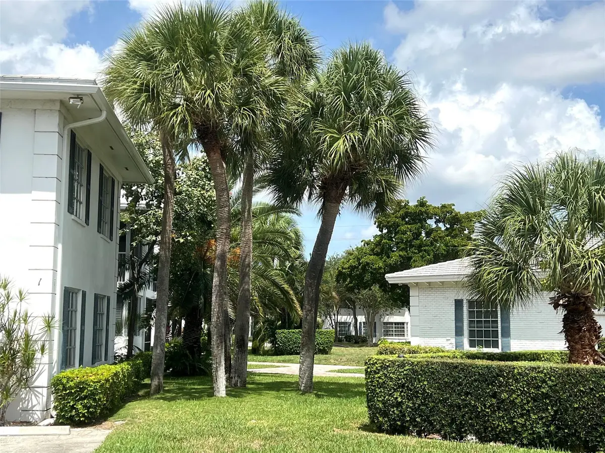 Photo 3 at 6750 NE 21ST Road 121, Fort Lauderdale