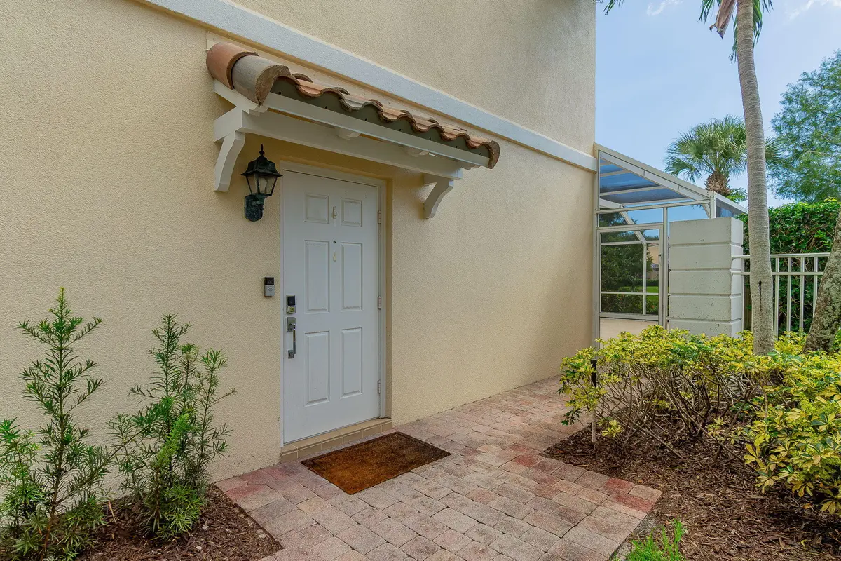 3-web-or-mls-DSC01185 at 203 FORTUNA Drive, Palm Beach Gardens