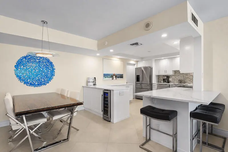 i-TRbKnHF-L at 1360 S Ocean Boulevard 907, Pompano Beach