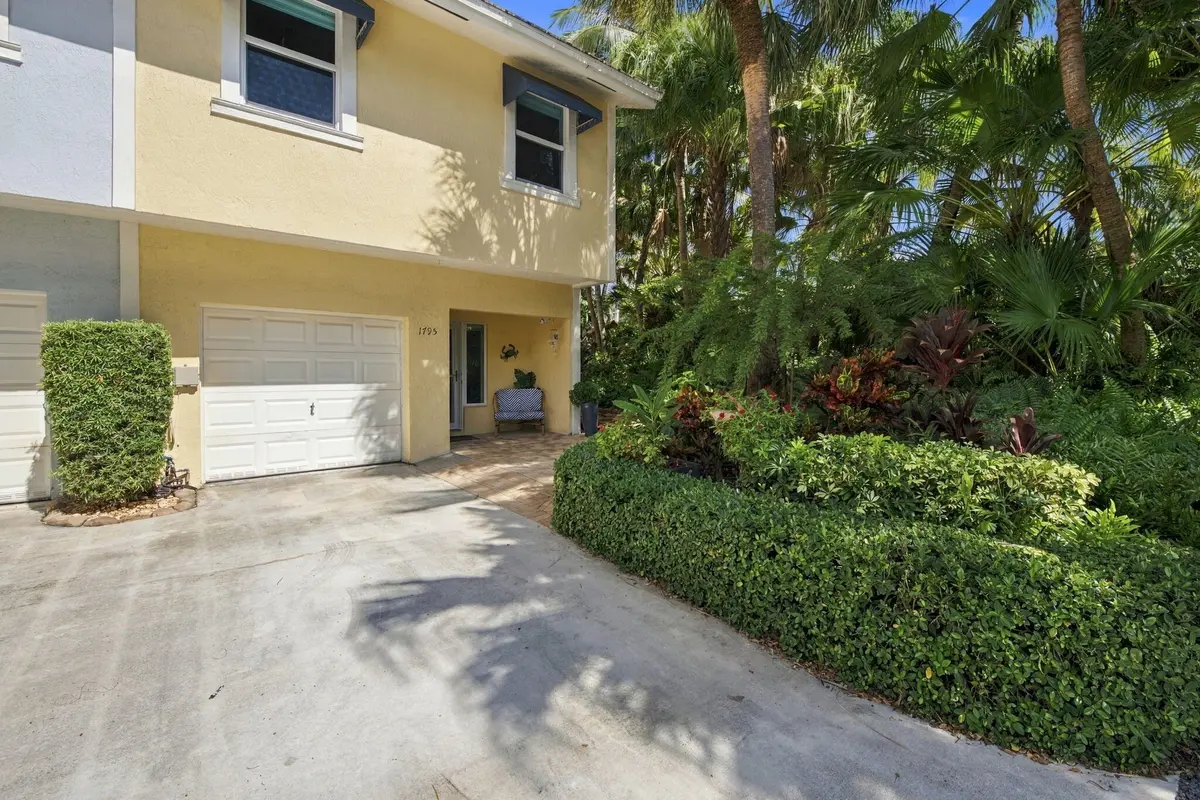21-web-or-mls-BEC09981 at 1795 NE 4TH Avenue A1, Fort Lauderdale