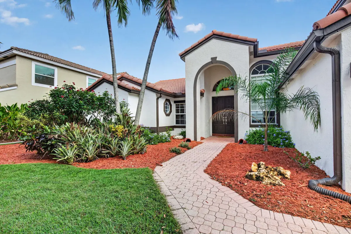 4-web-or-mls-_A7A9372 at 10257 BERMUDA Drive, Cooper City