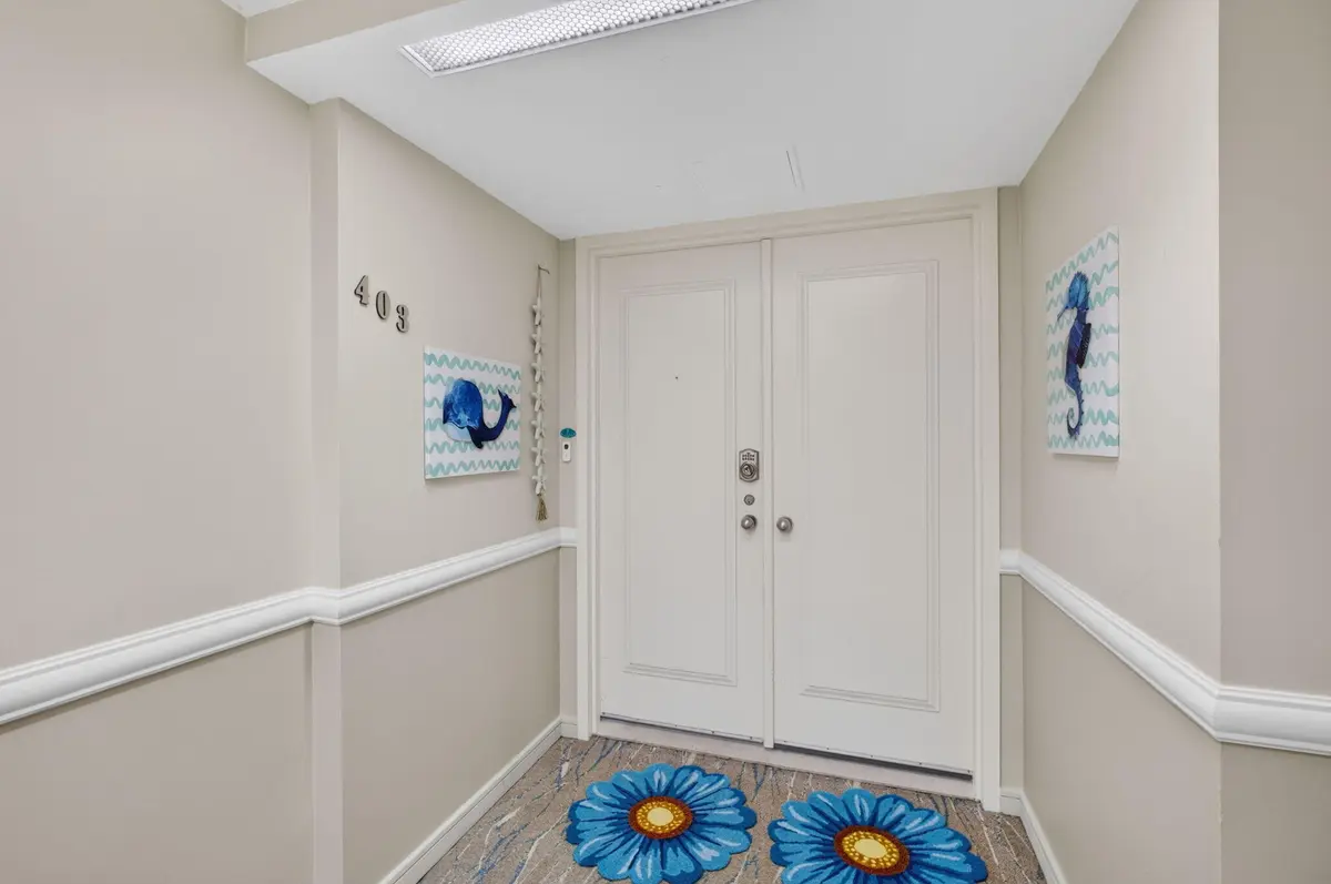 1-web-or-mls-5D1A6168 at 4000 N OCEAN Drive 403, Singer Island