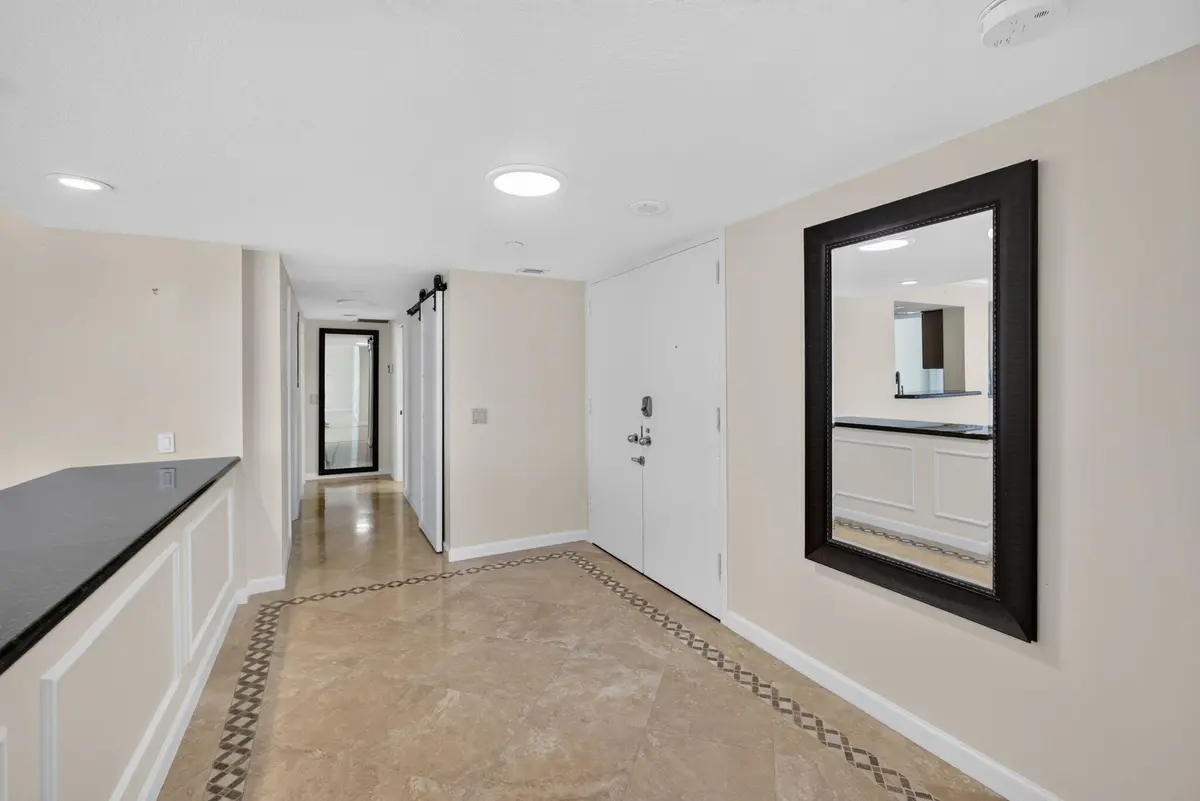 2-web-or-mls-5D1A6012 at 4000 N OCEAN Drive 403, Singer Island