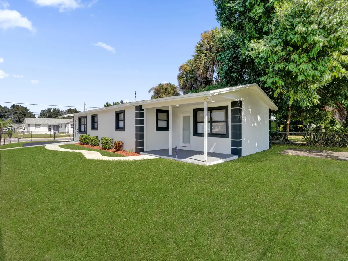 5-print-DSC07101 at 1259 W 26th Street, West Palm Beach