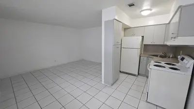 2501 PIERCE Street 15, Hollywood – Apartment for rent