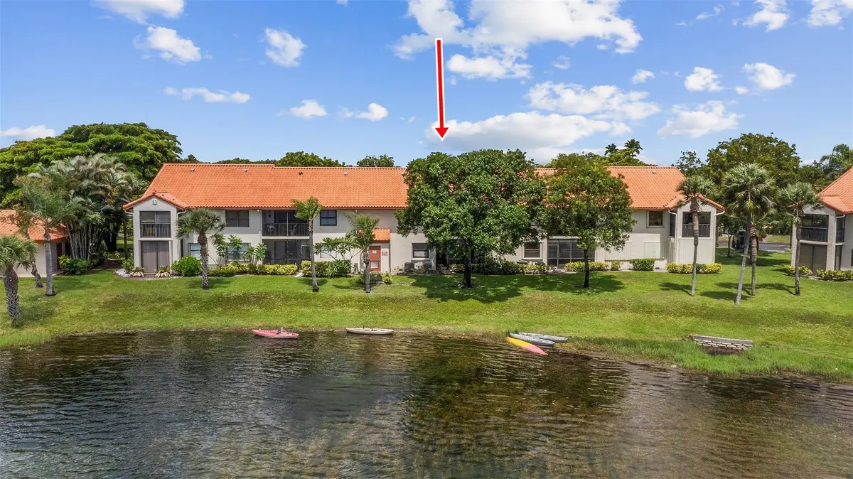 Photo 3 at 405 LIBERTY Court 405, Deerfield Beach