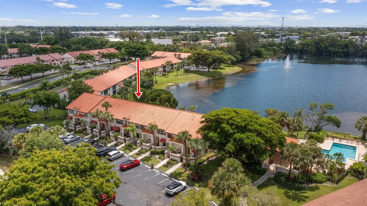 Photo 7 at 405 LIBERTY Court 405, Deerfield Beach