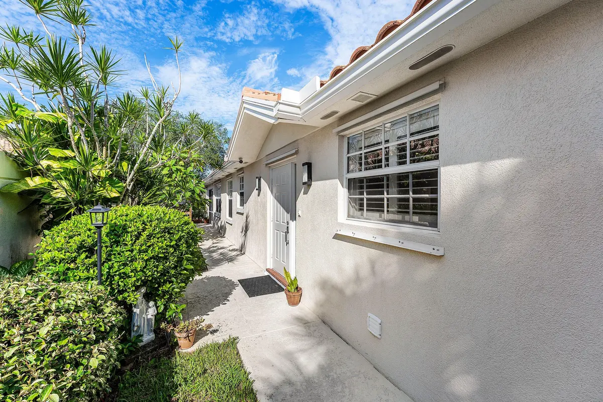 Entrance at 2689 Livingston Lane, West Palm Beach