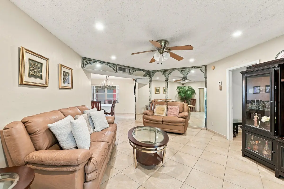 Living Room at 4000 NW 44TH Avenue 208, Lauderdale Lakes