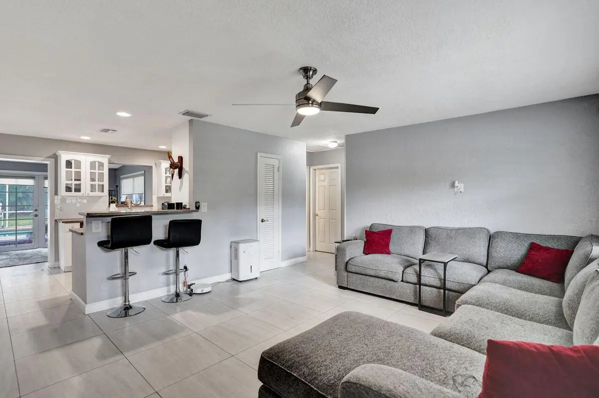 FR at 2359 Holly Lane, Palm Beach Gardens