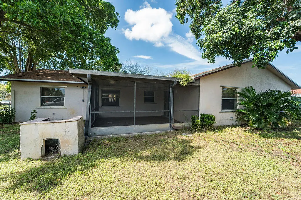 4718BluePineCircle-6 at 4718 Blue Pine Circle, Greenacres