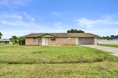 197 SW TWIG Avenue, Port St. Lucie – Single Family Residence for sale