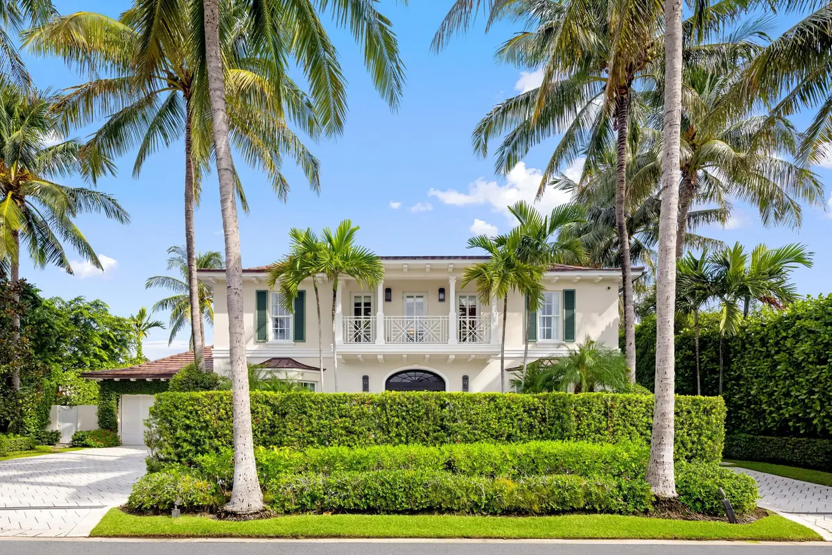 Front at 253 Jamaica Lane, Palm Beach